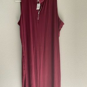 Ribbed mock neck dress With zipper detail